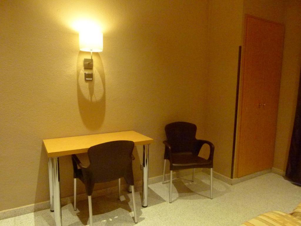 Habitación Doble con baño - 1 o 2 camas